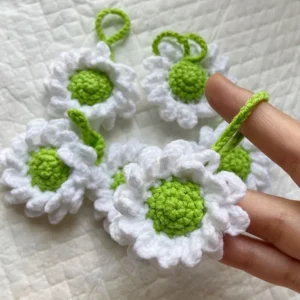 Daisy Charm Crochet Pattern
