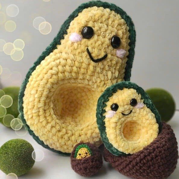 Avocado Toy Crochet Pattern